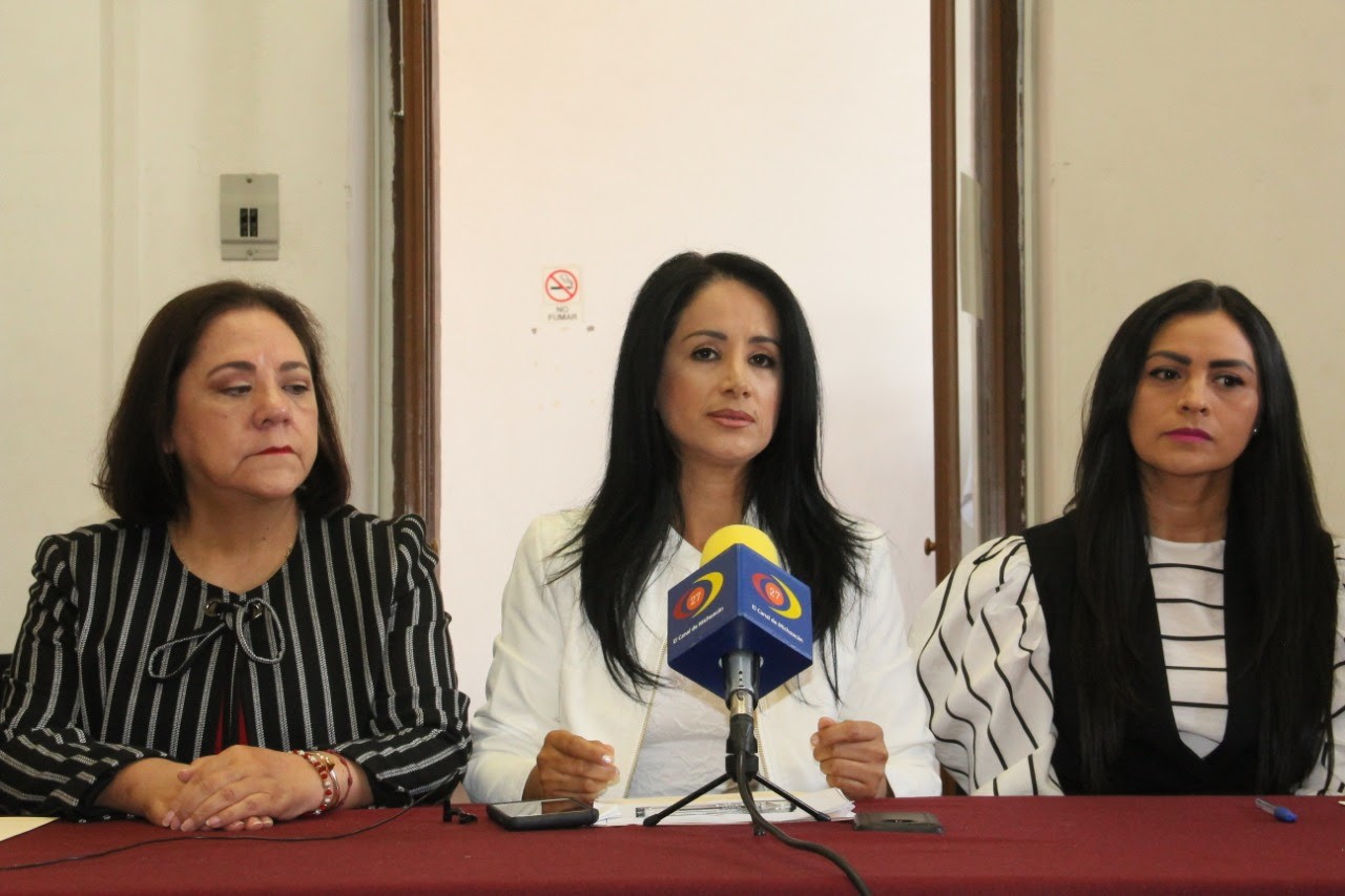 Anuncian Lucila Martínez y Araceli Saucedo conversatorios de mujeres para construir iniciativas y reformas
