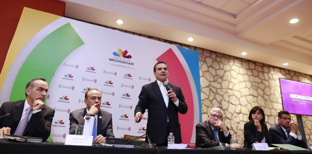 Continúa ruta de desarrollo en Michoacán de la mano con todos los sectores: Silvano Aureoles