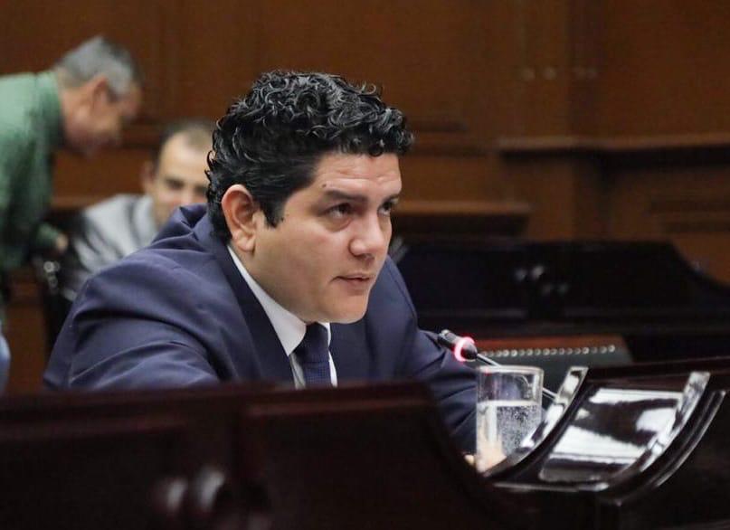 Blindaje a niñas y niños, promueve Morena en Congreso de Michoacán