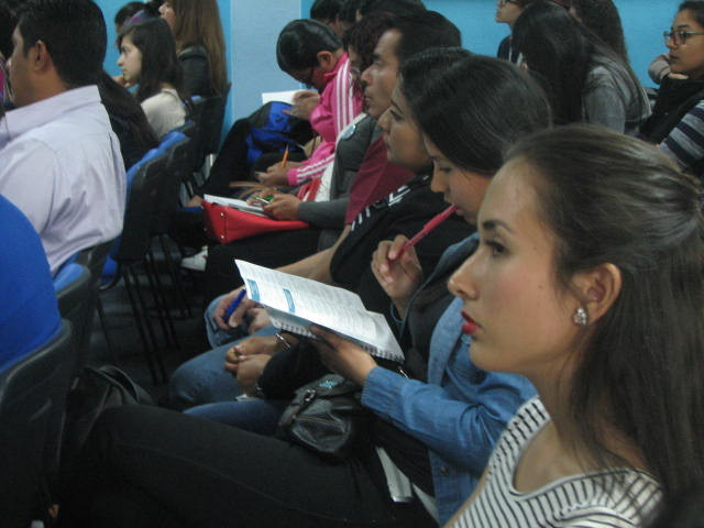 Mujeres, 80% de la matrícula en el IMCED