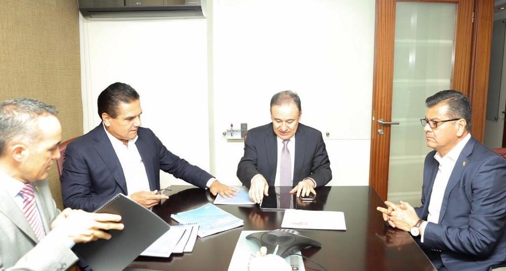 Revisan Gobernador y Durazo modelo de seguridad para Michoacán