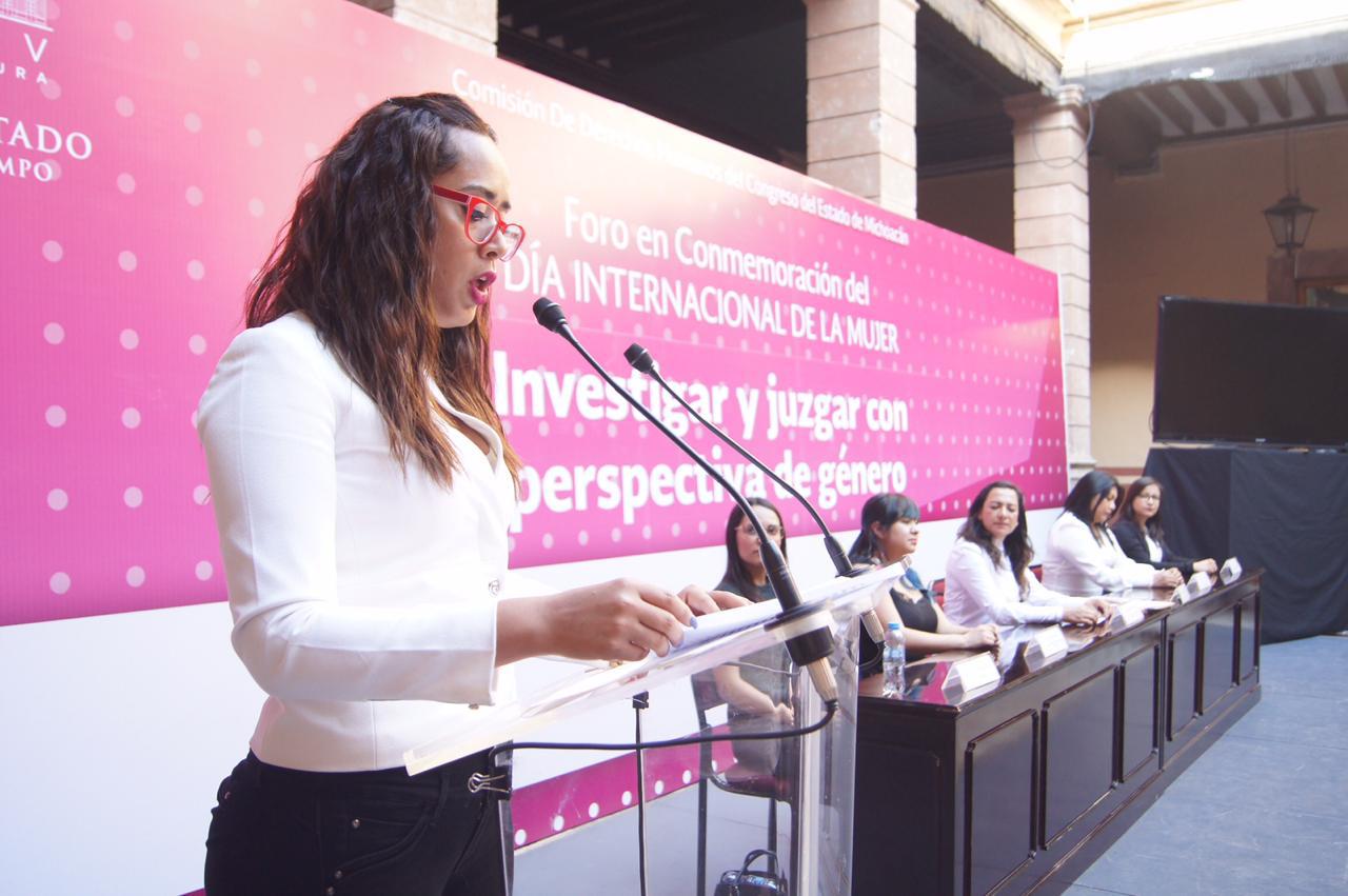 Hay esfuerzos para generar la equidad de género, pero aún falta mucho: Tere Mora