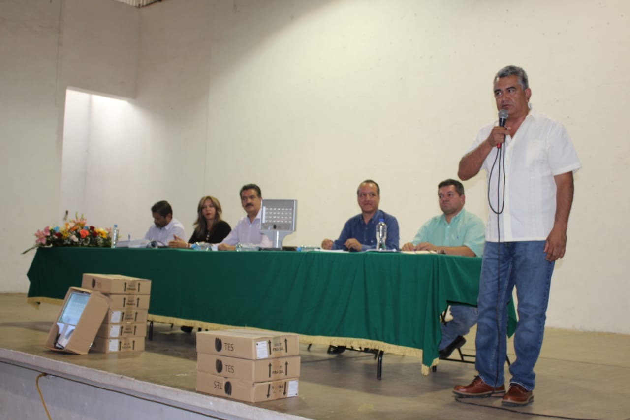 Entrega Semaccdet 380 luminarias Led al ayuntamiento de Tacámbaro