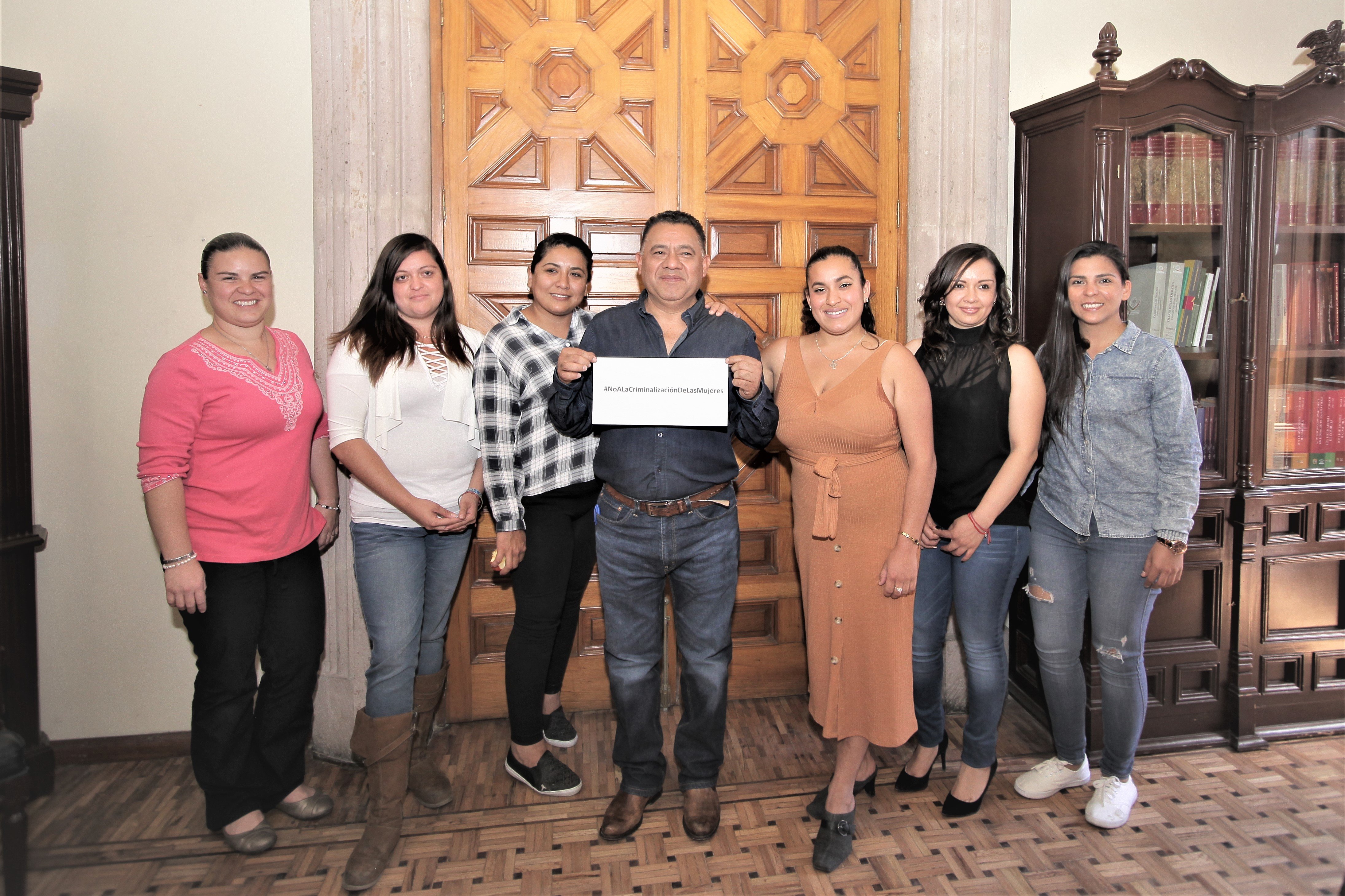 Regulación del aborto para fortalecer seguridad de la mujer, plantea Fermín Bernabé