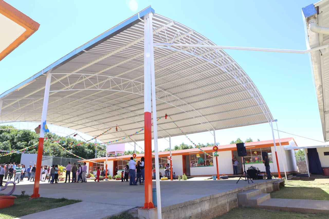 Van más de 44 mdp en infraestructura para preescolares de Michoacán: SCOP
