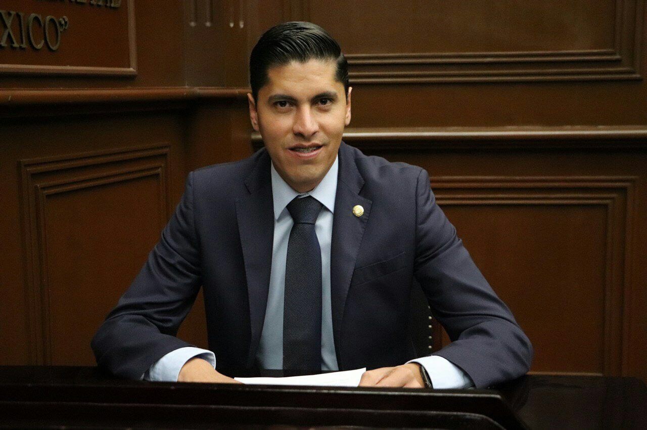 Exige Javier Paredes se finquen responsabilidades sobre irregularidades en alcaldía del 2015 – 2018