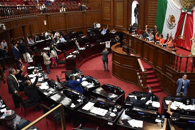 Por una mayor participación de las niñas y niños del estado, crean diputados Parlamento Infantil