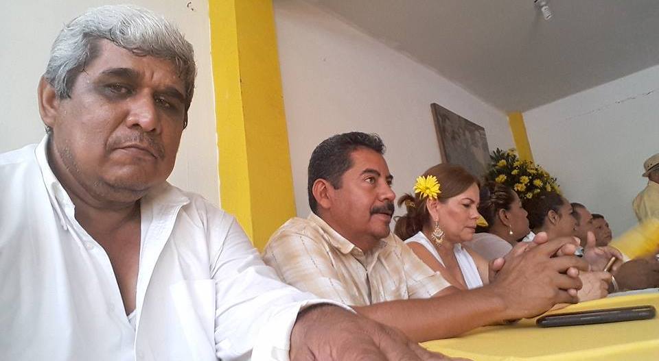 Ratifican a dirigentes del PRD y eligen Presidente Interino