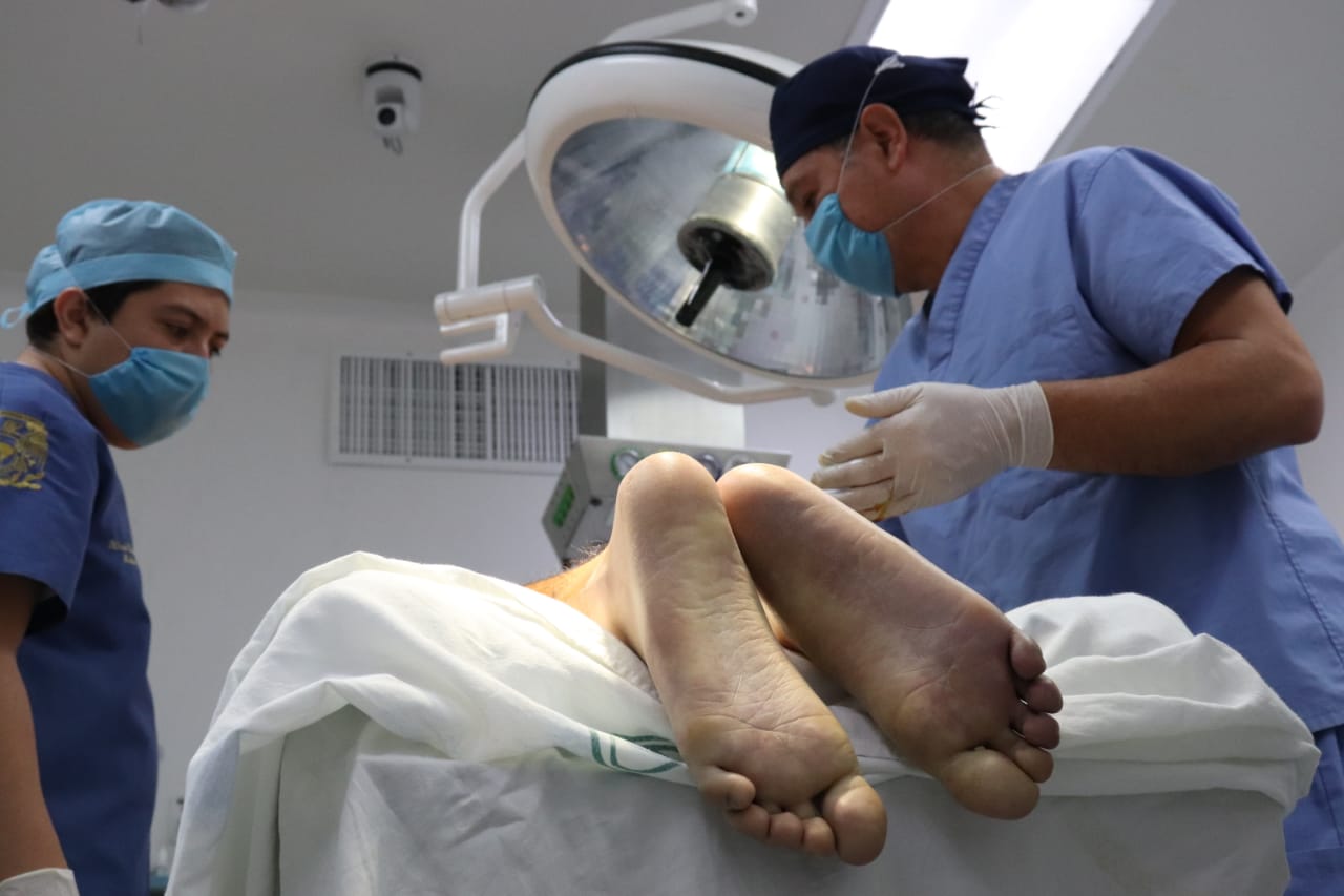 Padres donan órganos y tejidos de su joven hijo fallecido