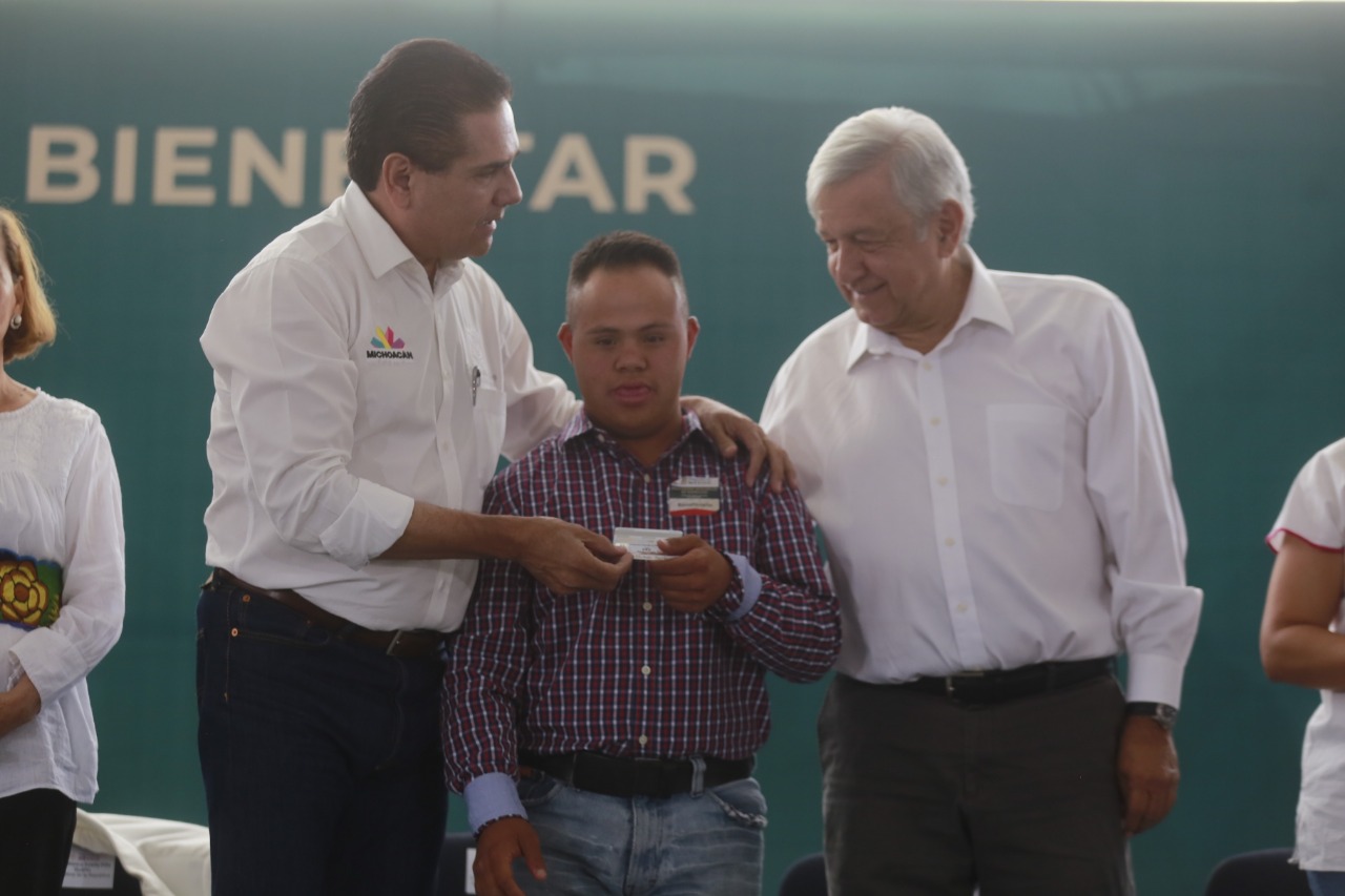 Federalización educativa, salva el desarrollo de Michoacán: Silvano Aureoles
