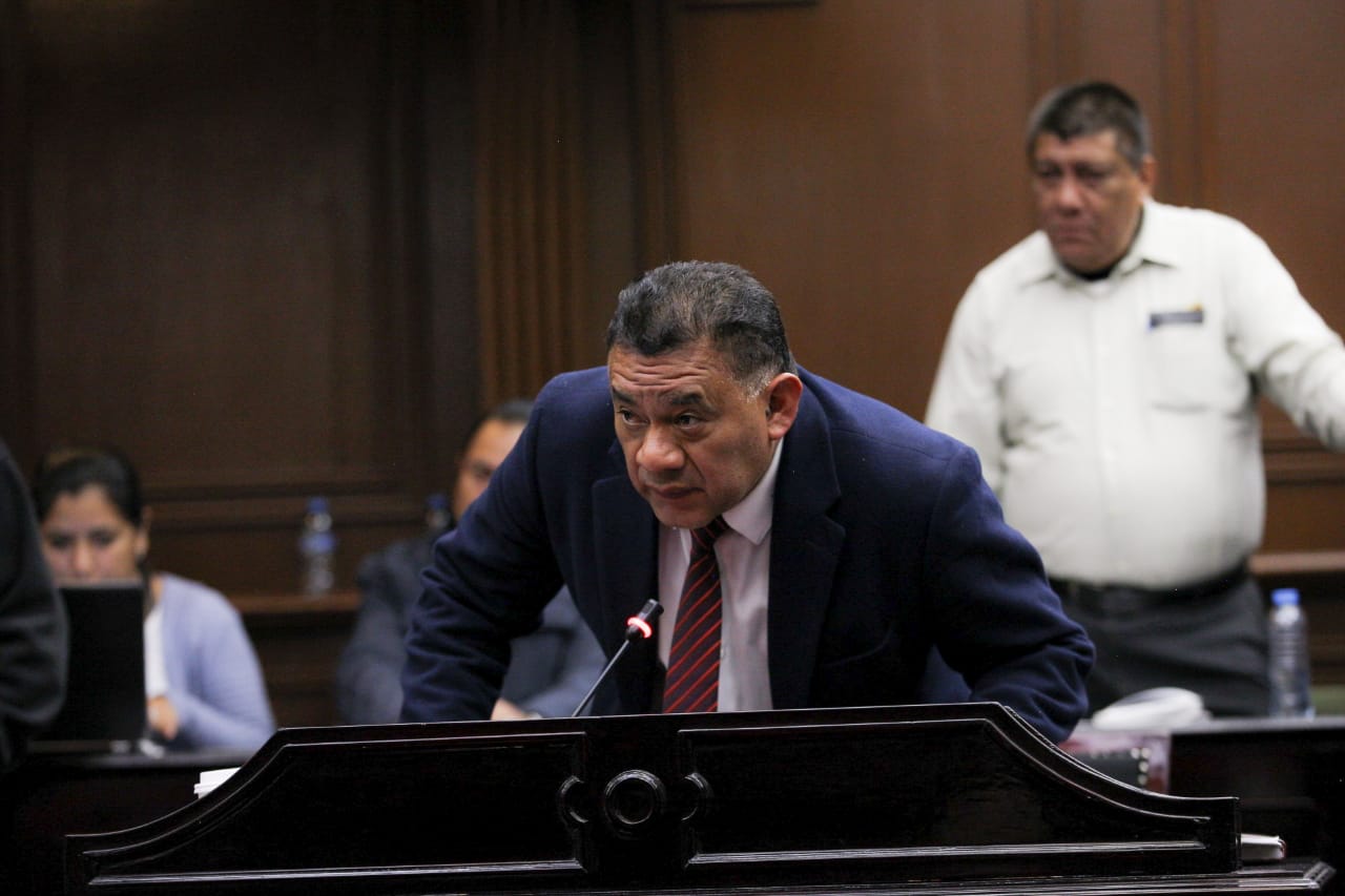 Discapacitados y adultos mayores, prioridad para diputados de Morena en Michoacán: Fermín Bernabé