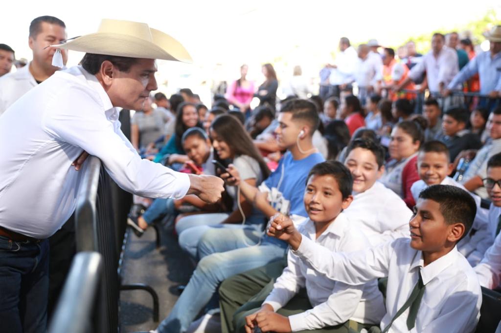 Federalización educativa beneficiará al campo: Silvano Aureoles