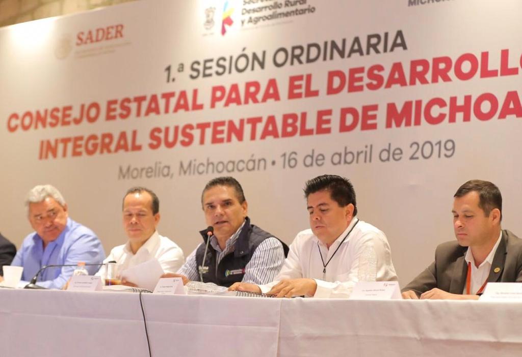 Diálogo y organización, indispensables para el desarrollo del campo: Gobernador