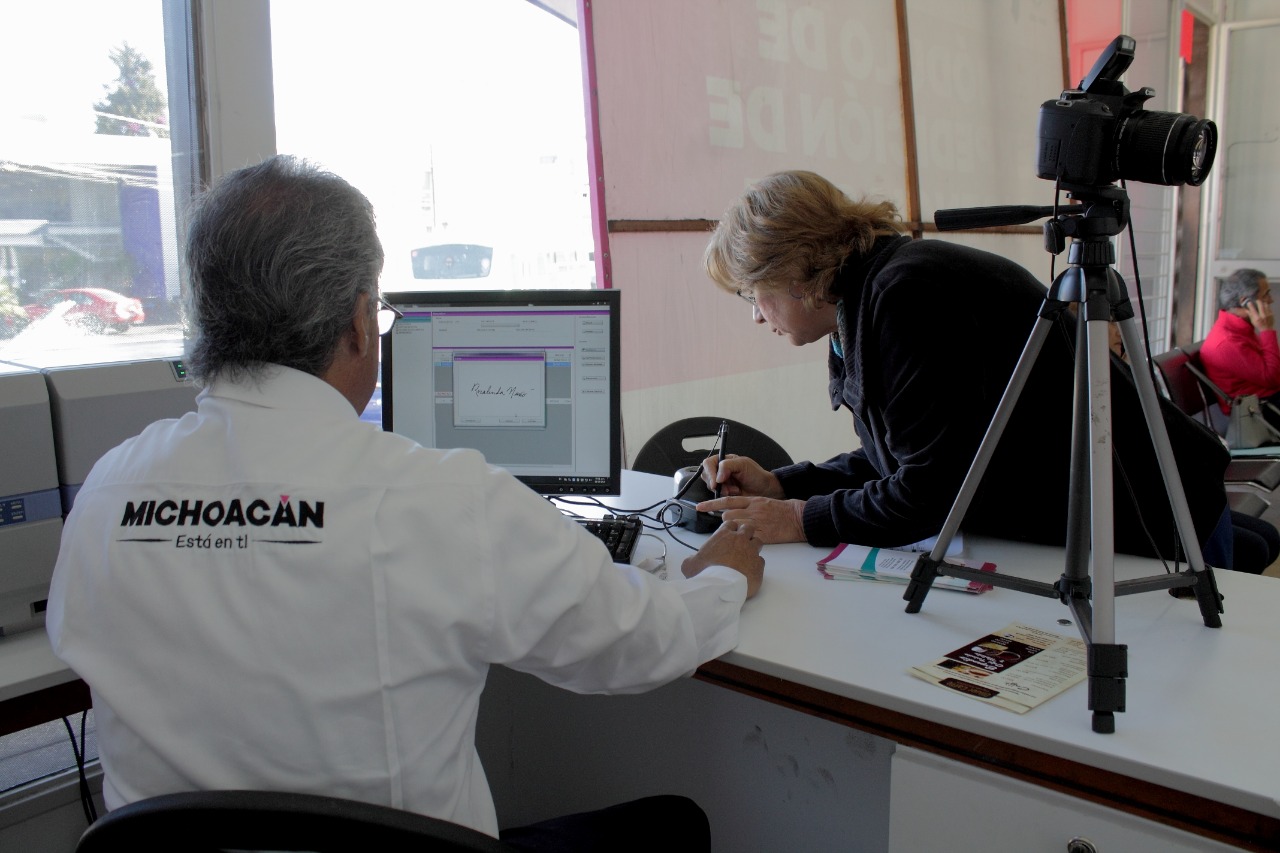 Denuncia ante MP, obligatoria para reposición de placas y licencias robadas: SFA