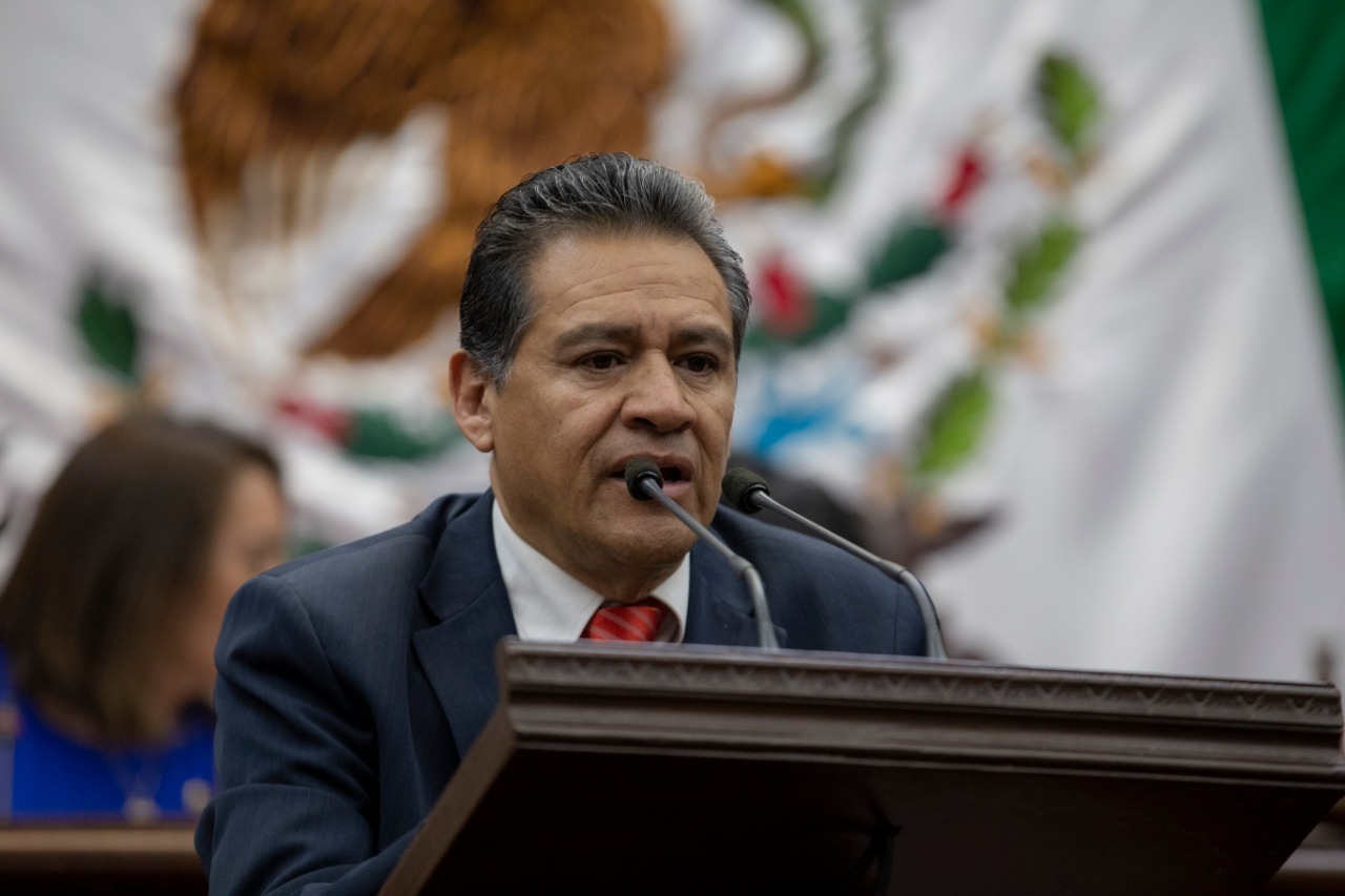 A atender crisis de suicidios en Michoacán, urge diputado Osiel Equihua