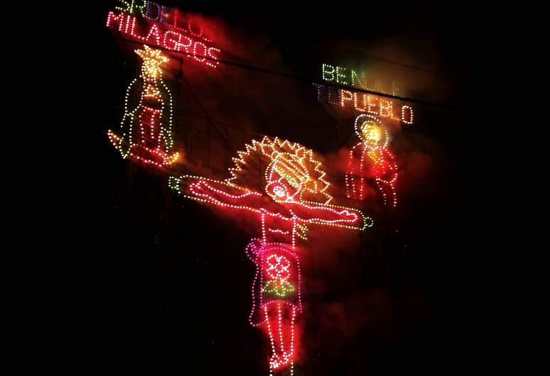 Nuevo San Juan Parangaricutiro enciende su belleza en Semana Santa