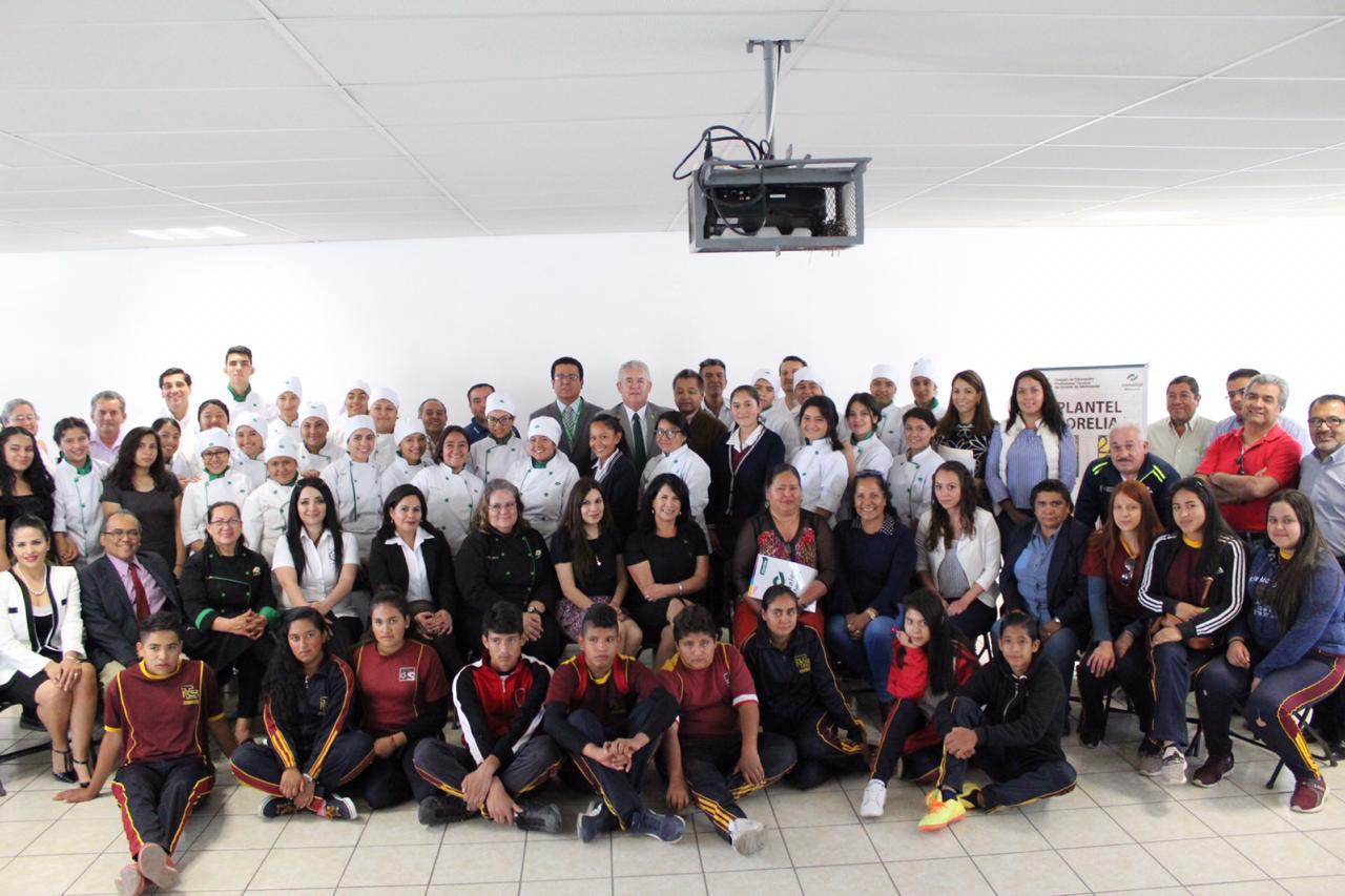 Firma Conalep plantel Morelia I, convenio de trabajo con secundarias