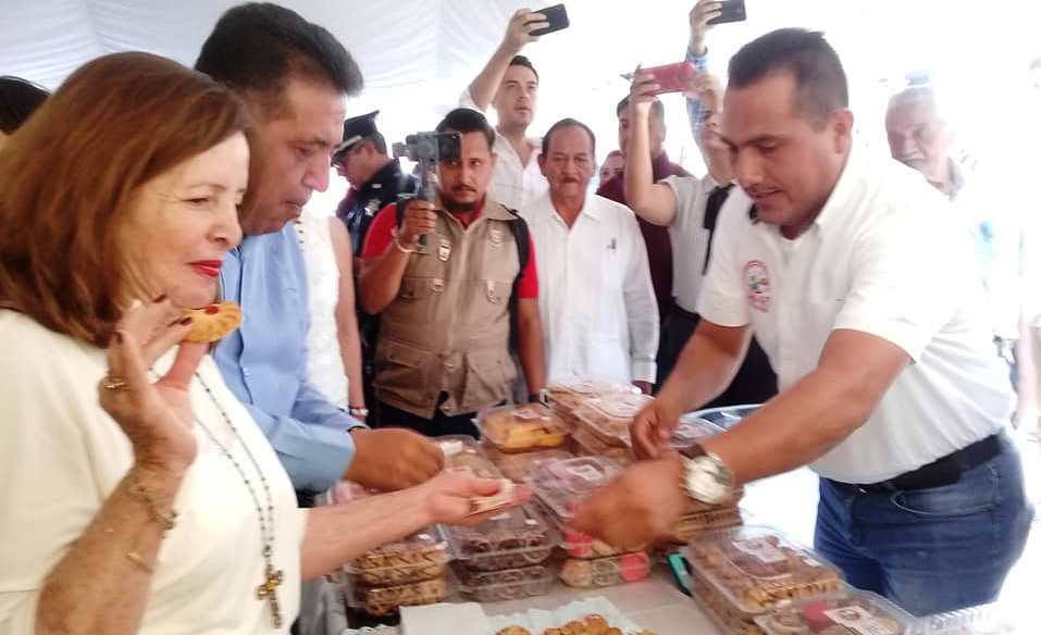 Emprendedores reconocen apoyo del alcalde de Apatzingán