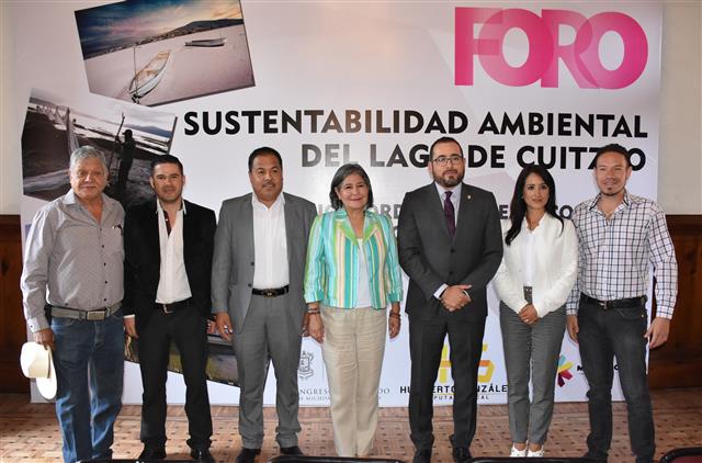 Acuerdan acciones para rescatar Lago de Cuitzeo: Humberto González