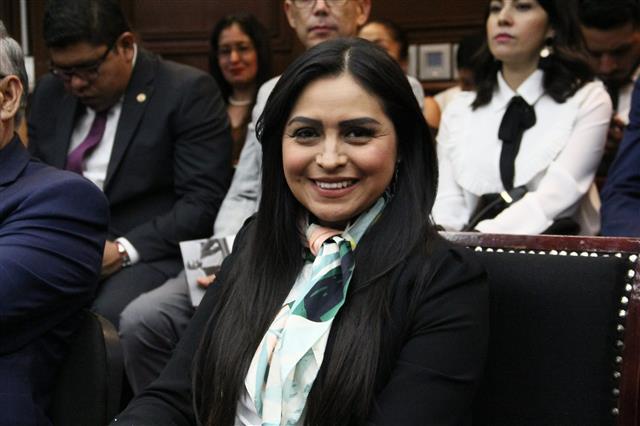 La federalización de la nómina no debe postergarse: Araceli Saucedo