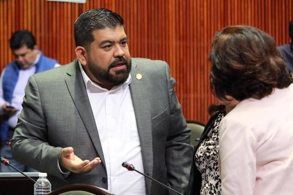 Programas de Bienestar y Proyectos Productivos son gratuitos: Paco Huacus