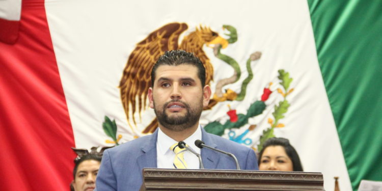 A propuesta de Octavio Ocampo, Congreso demanda recursos para concluir Ciudad Mujer en Huetamo y Múgica