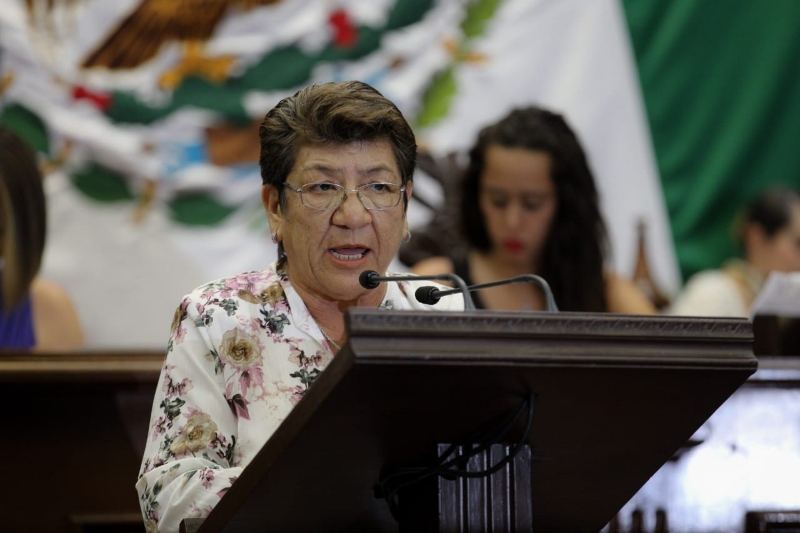 Llama diputada Teresa López a abatir discriminación laboral contra las madres jefas de familia