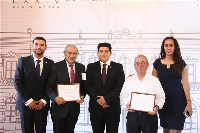 Reconoce Octavio Ocampo labor de maestras y maestros