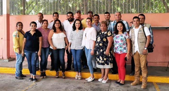 Representantes populares del PT en Apatzingán conviven con comunicadores