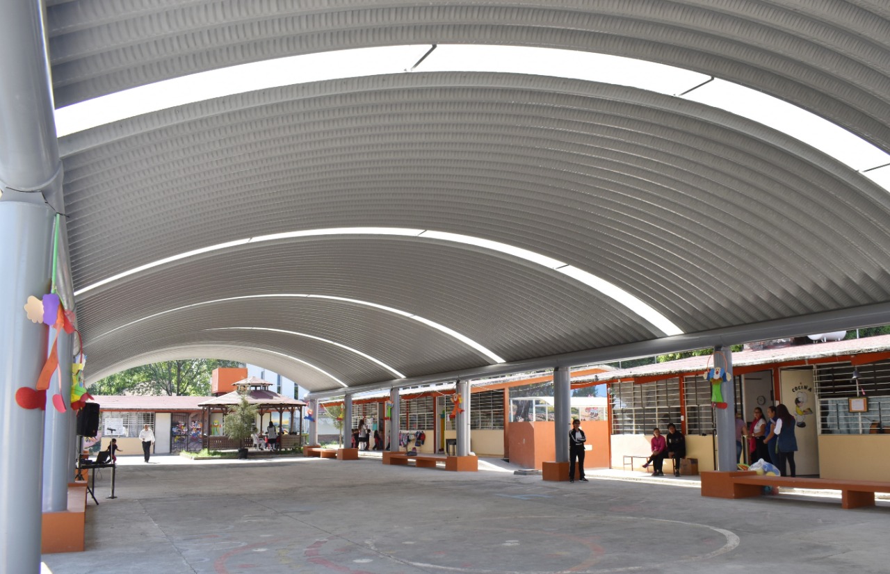 Niñas y niños del preescolar «Dr. Melchor Díaz Rubio», estrenan techumbre