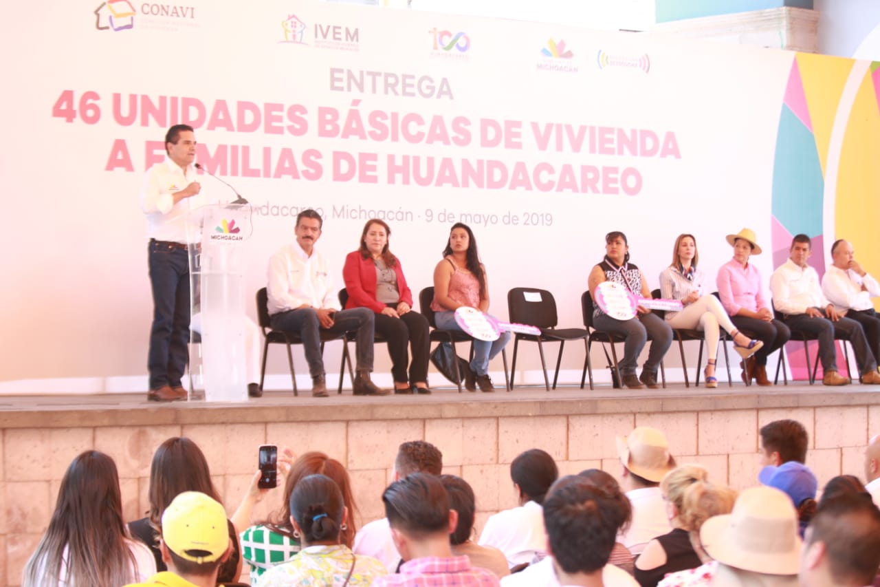 Con vivienda digna Gobierno del Estado da certidumbre a familias de escasos recursos