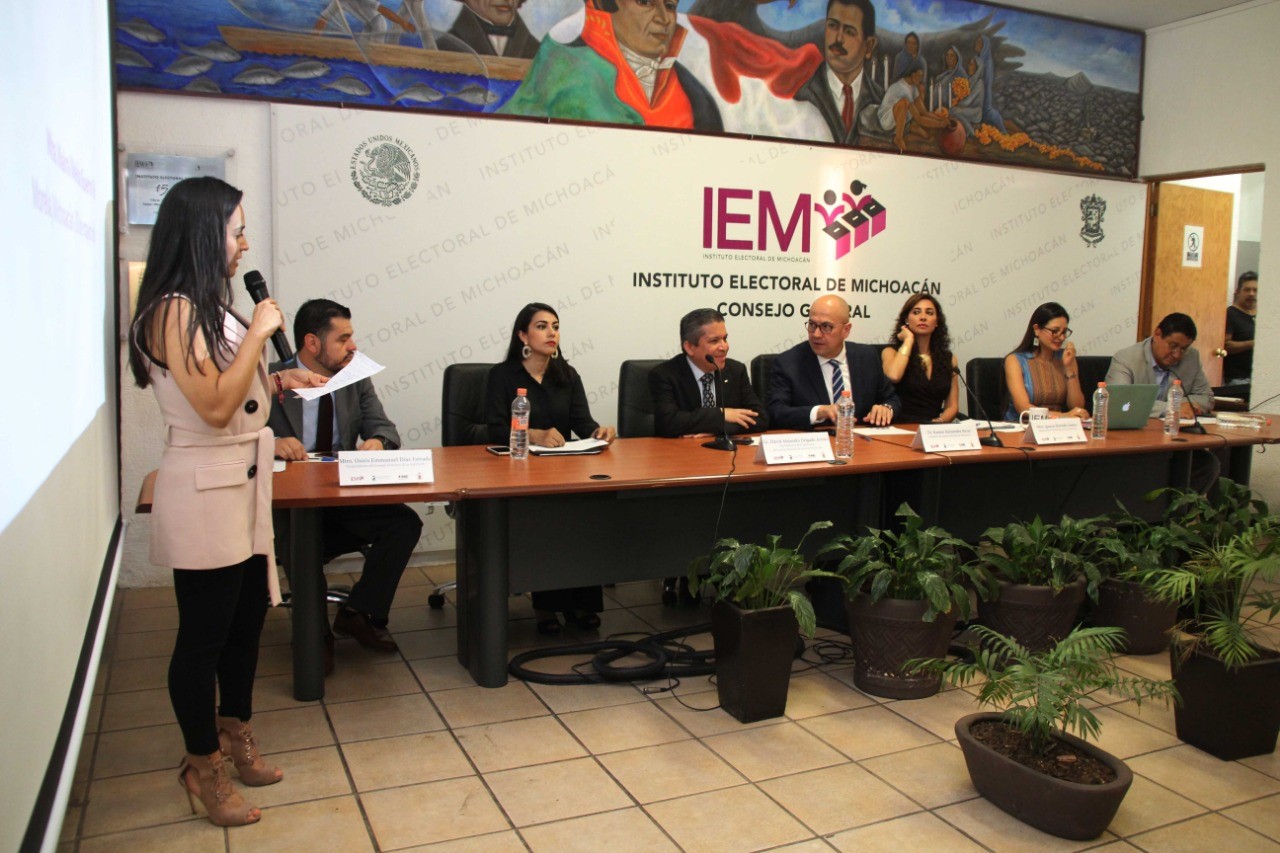 Inicia en el IEM ciclo de conferencias “Tópicos selectos de derecho electoral”
