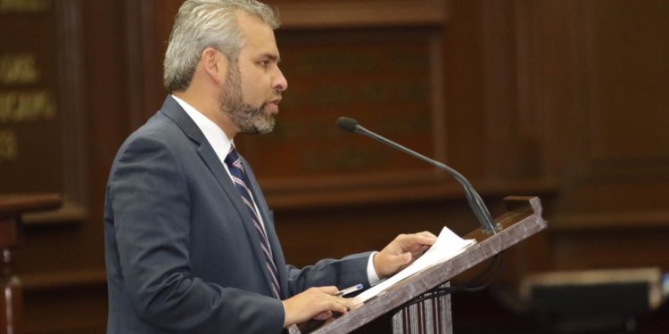 Convoca Alfredo Ramírez a crear comisión de búsqueda de desaparecidos