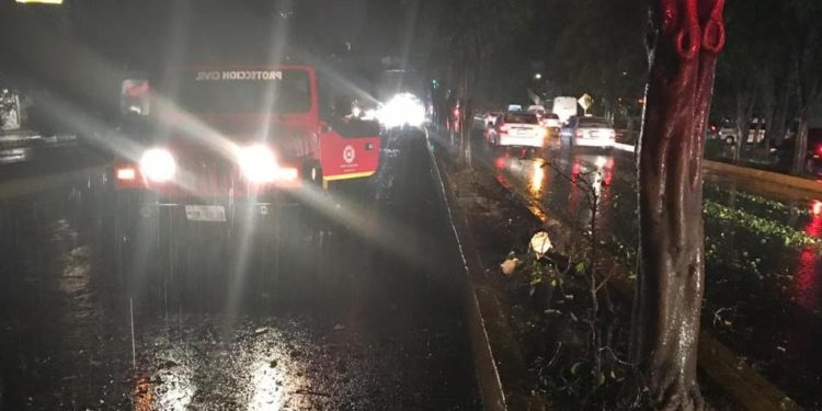 Atiende PC Estatal afectaciones por tormenta eléctrica en Morelia