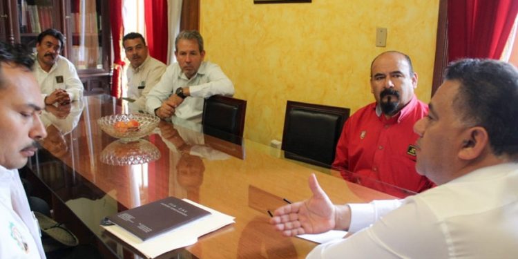 Pide Fermín Bernabé respetar resolución federal para la reintegración operativa de la Junta de Caminos de Michoacán