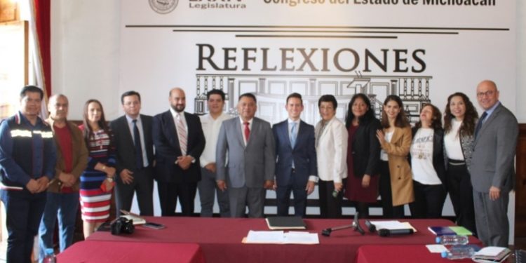 Va Morena por modelo de Parlamento Abierto en Michoacán
