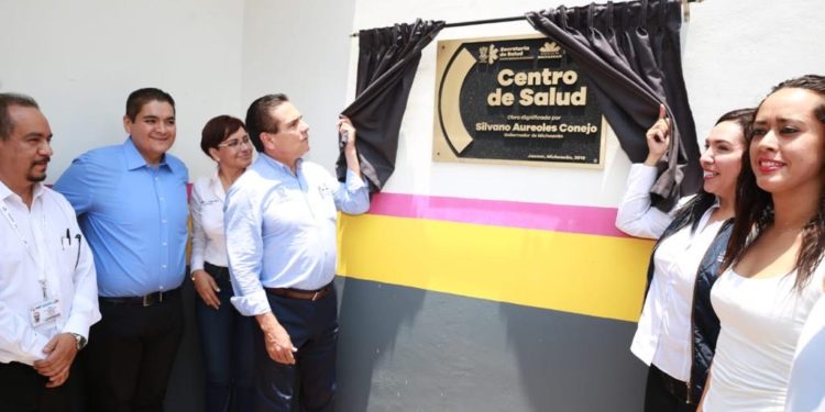 Sin descanso, Gobierno de Michoacán transforma sector de salud pública: Gobernador