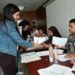 Con normalidad, Bienestar entrega becas en la UMSNH