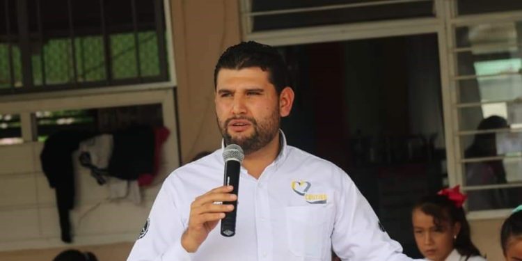 Que a estudiantes se les libere servicio social, con acciones en pro del medio ambiente propone Octavio Ocampo