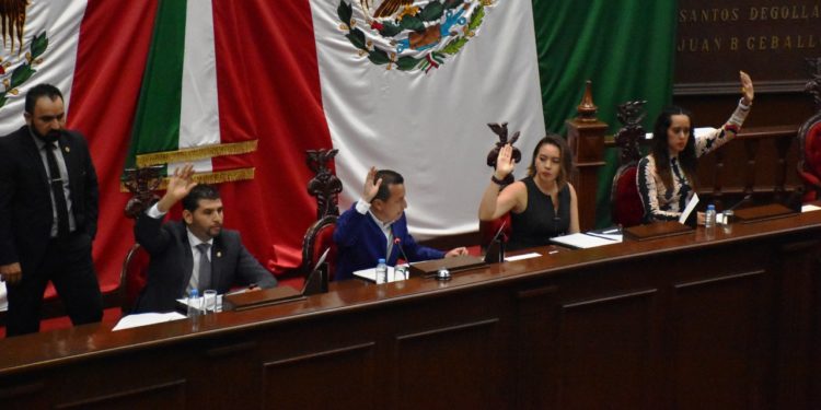 Improcedente juicio político en contra de Presidente Municipal de Ocampo