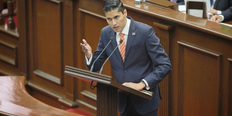 Paridad de género, debe ser una realidad y no disposición a modo o discrecionalidad: Javi Paredes