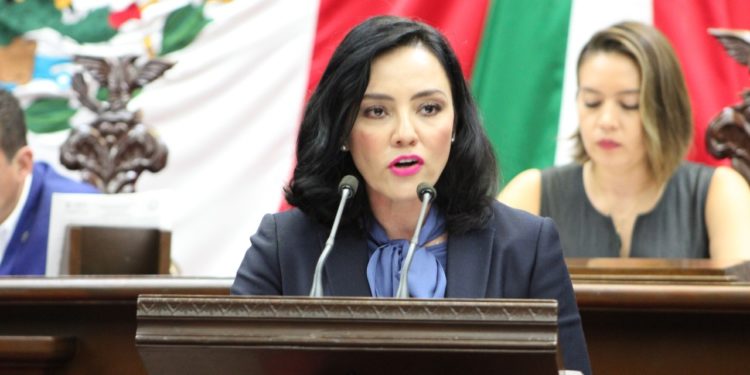 Mejorar los procesos de adopción para garantizar el derecho a vivir en familia