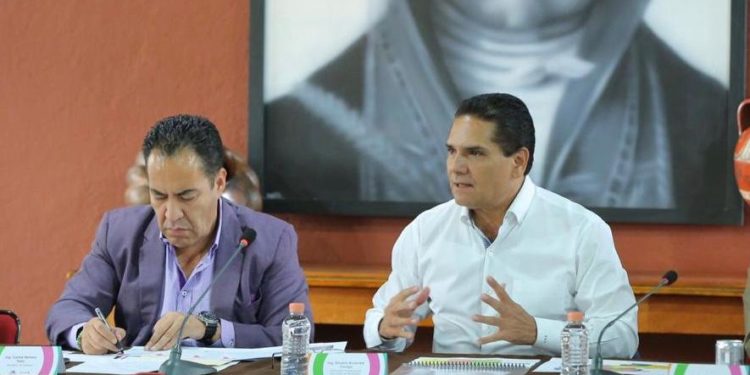 Evalúan Gobernador y Jefes Regionales avances en programas y acciones del Gobierno del Estado