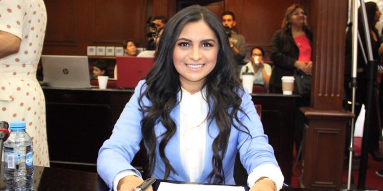 Se cristaliza blindaje legal a derecho laboral de adultos mayores propuesto por Araceli Saucedo