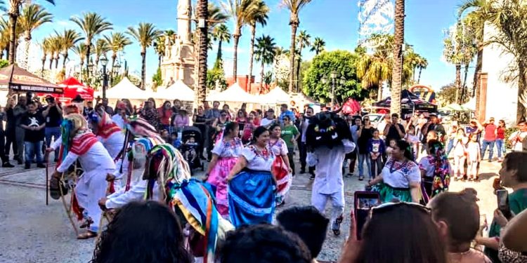 Con éxito, realizan michoacanos la Primer Feria de la Paleta, en Estados Unidos