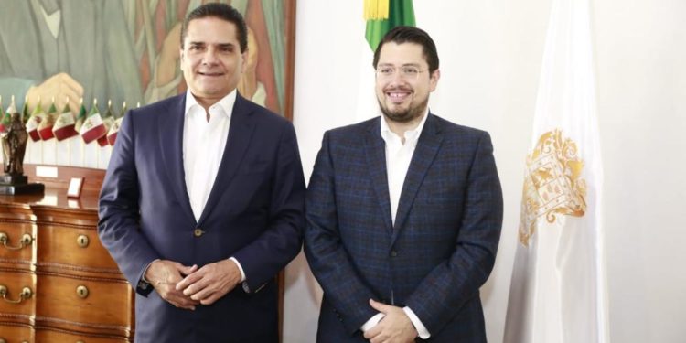 Refrendan Gobernador e Infonavit coordinación para apoyo de vivienda en Michoacán