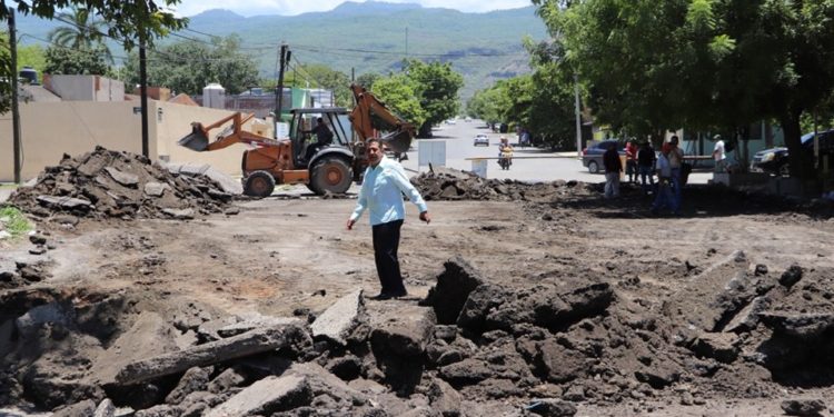 Con obras, se han beneficiado a todos los sectores del municipio de Apatzingán