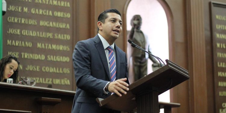 Autoridades deberán responder solicitudes de información: óscar escobar