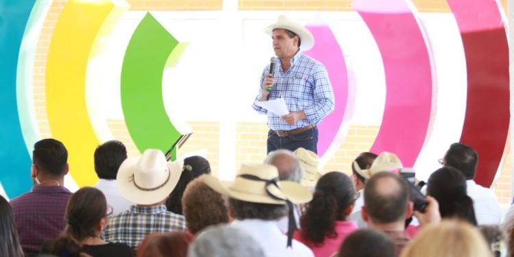 Hagamos nuestro campo más productivo y sustentable: Silvano Aureoles
