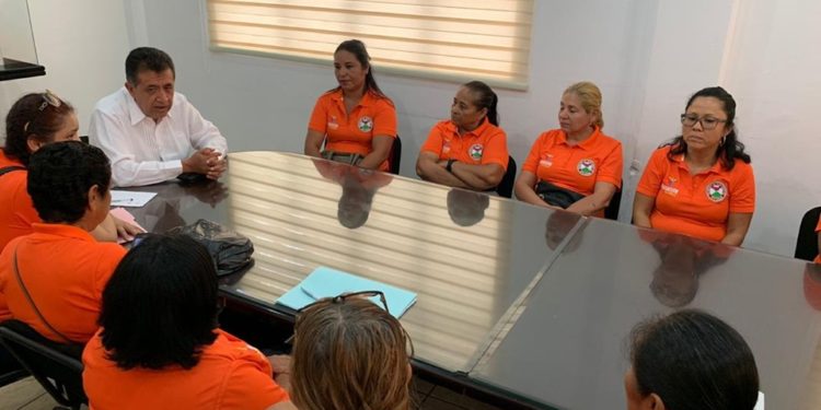 En Apatzingán Alcalde y encargados del orden evalúan trabajo en colonias